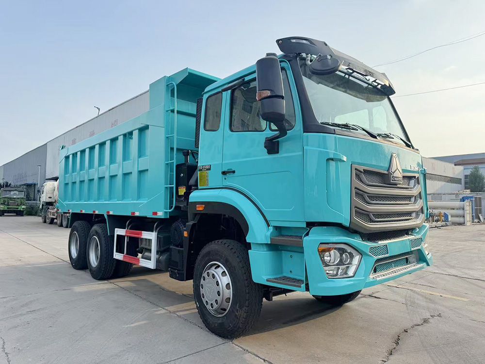 6x4HOWO Самосвал