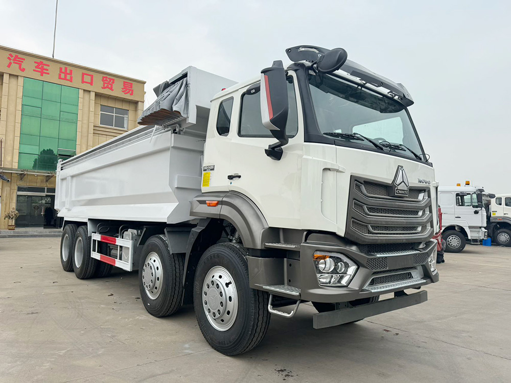 Camion-benne 8x4HOWONX8x4