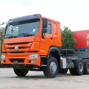 Caminh&atilde;o trator de 10 rodas para transporte da ind&uacute;stria da constru&ccedil;&atilde;o