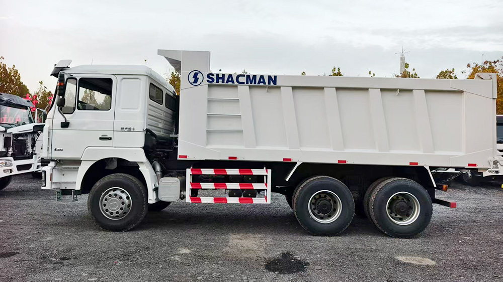 Camion benne Shacman TX6x4